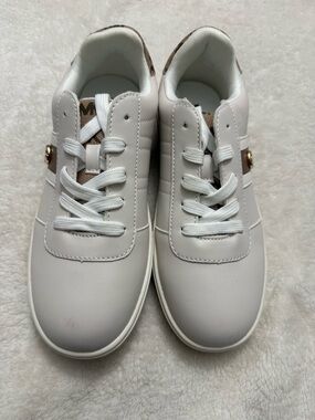 Michael Kors White Sneakers with Brown Logo Accents - Kids